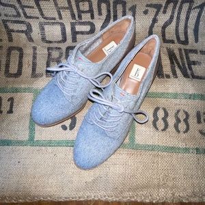 ellen degeneres heel loafers